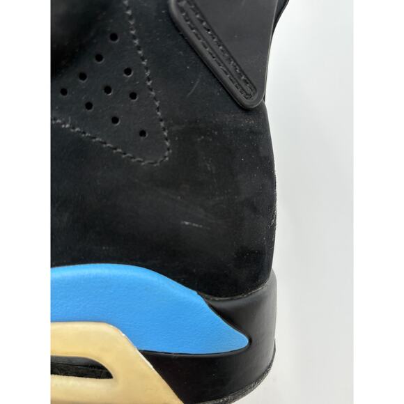Authenticated - Nike Air Jordan Retro UNC 384554-006 main image 5